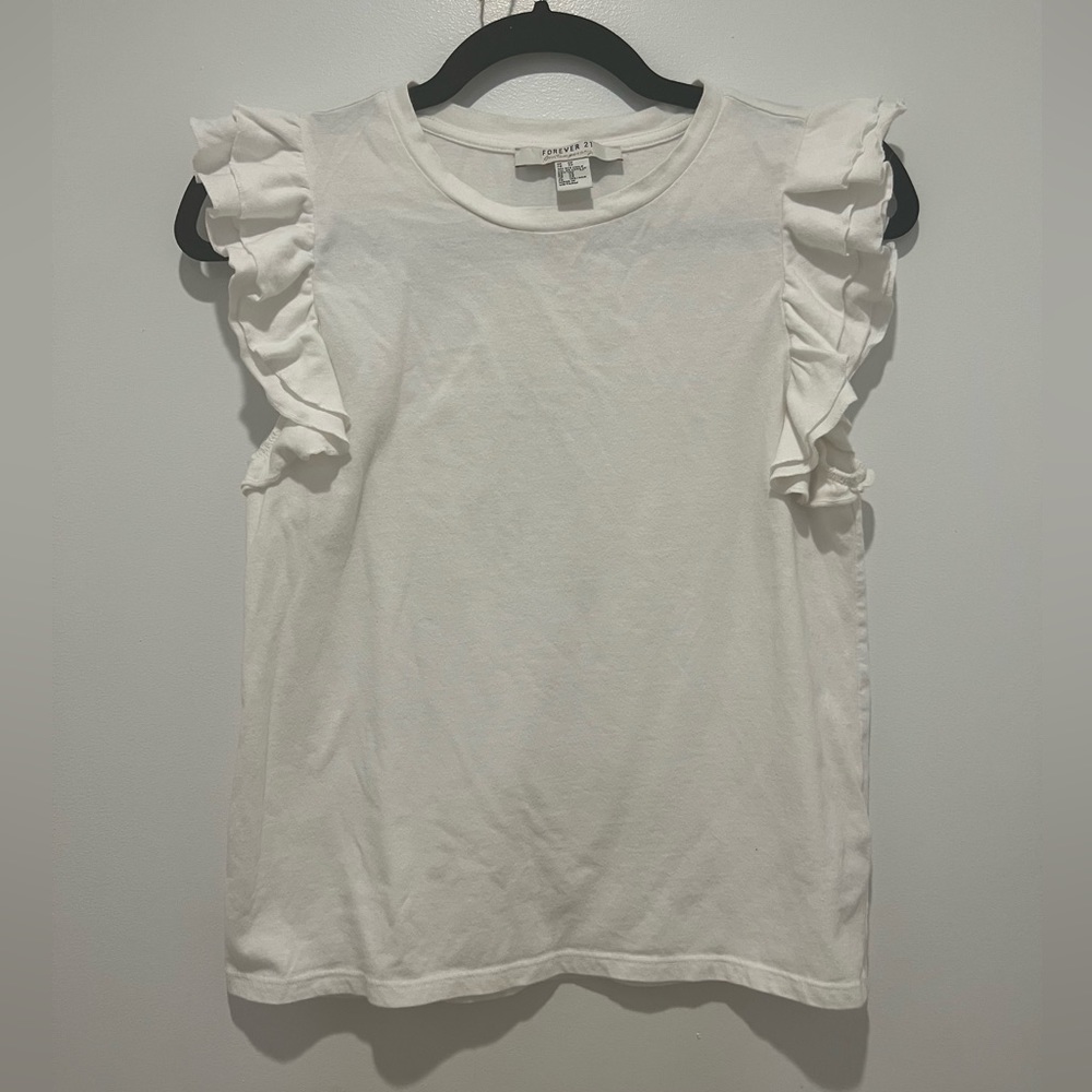 Ruffle sleeve t-shirt